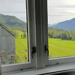 Heggjabygda Gjestegard - Historisk Tommerhus I Landlige Omgivelser Нурфьордэйд