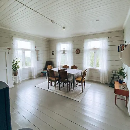 Heggjabygda Gjestegard Utenfor - Historisk Tommerhus I Landlige Omgivelser *