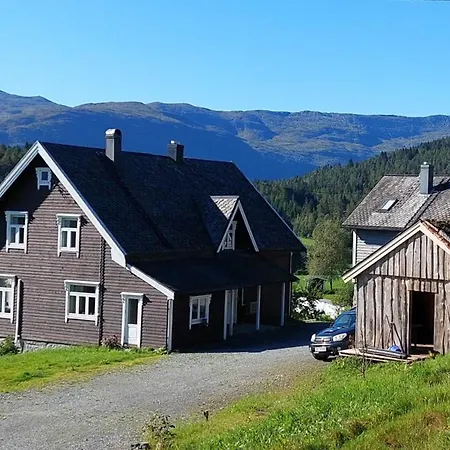 Heggjabygda Gjestegard Utenfor - Historisk Tommerhus I Landlige Omgivelser *