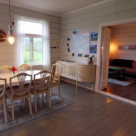 Heggjabygda Gjestegard Utenfor - Historisk Tommerhus I Landlige Omgivelser 팜스테이 *