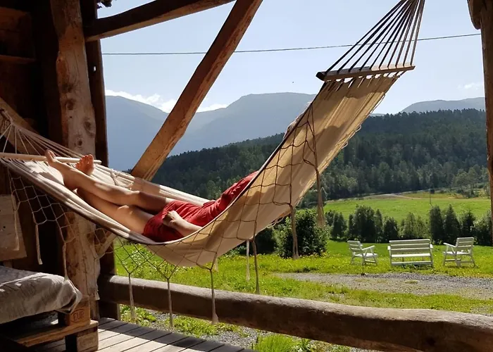 Vakantieboerderij Heggjabygda Gjestegard - Historisk Tommerhus I Landlige Omgivelser Nordfjordeid