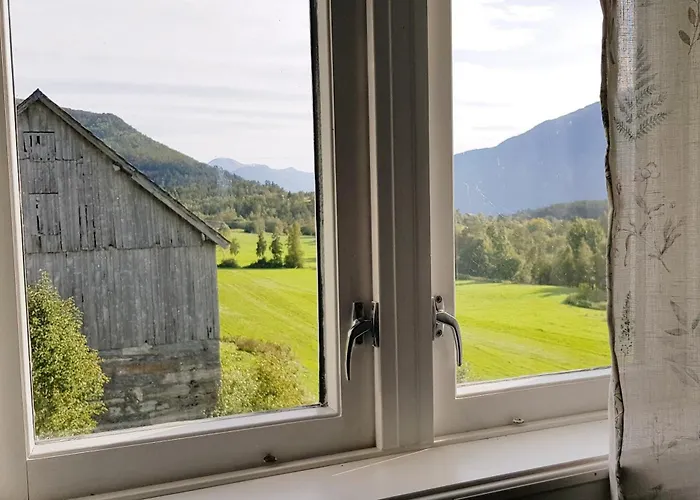 Heggjabygda Gjestegard - Historisk Tommerhus I Landlige Omgivelser